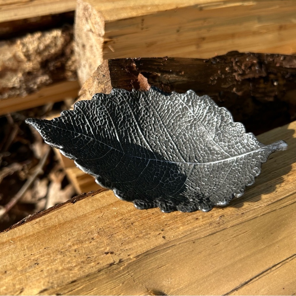 Silver Leaf Trinket Dish Botanical Catch-All Jewelry Tray Fall Spring Decor - Picture 5 of 14